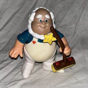 Vintage Care Bears Cloud‎ Keeper with Broom Poseable 4" Figure (Kenner, 1983)